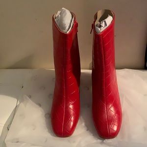 JOURNEE COLLECTION BOOTIES, SIZE 8-1/2 M